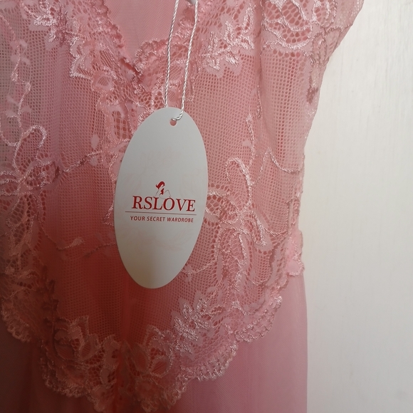 NWT Pink Lingerie Set - Picture 5 of 8